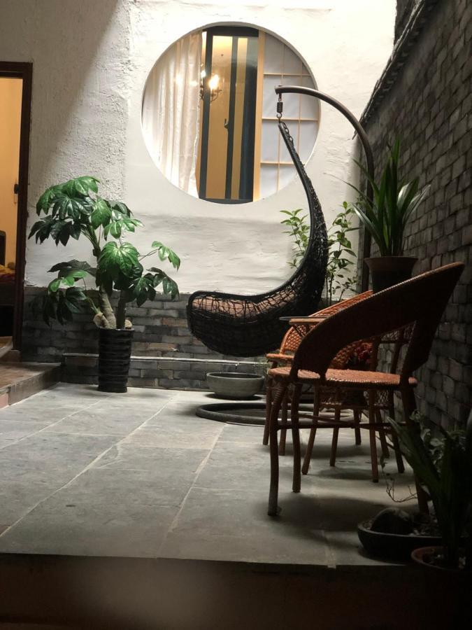 Fenghuang Little Bear Family Guest House Exterior foto